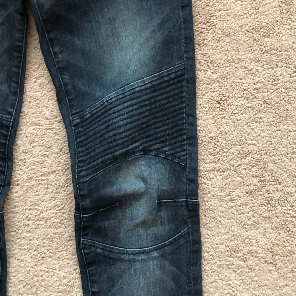 Jeans - Picture 3 of 6